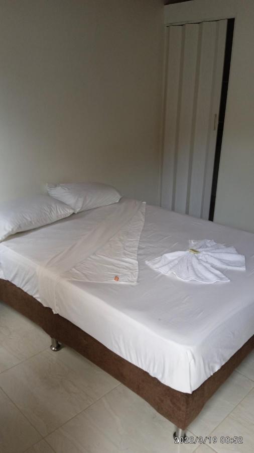 Hostal Arambulo ビジャビエハ エクステリア 写真