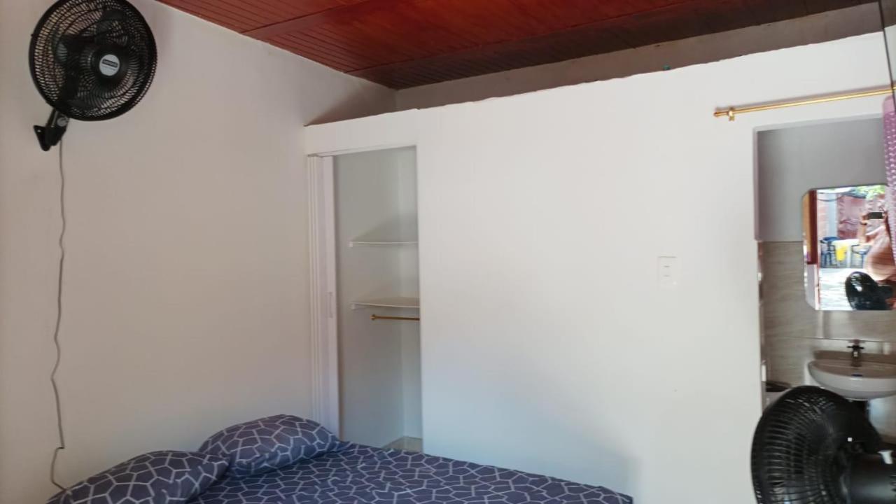 Hostal Arambulo ビジャビエハ エクステリア 写真